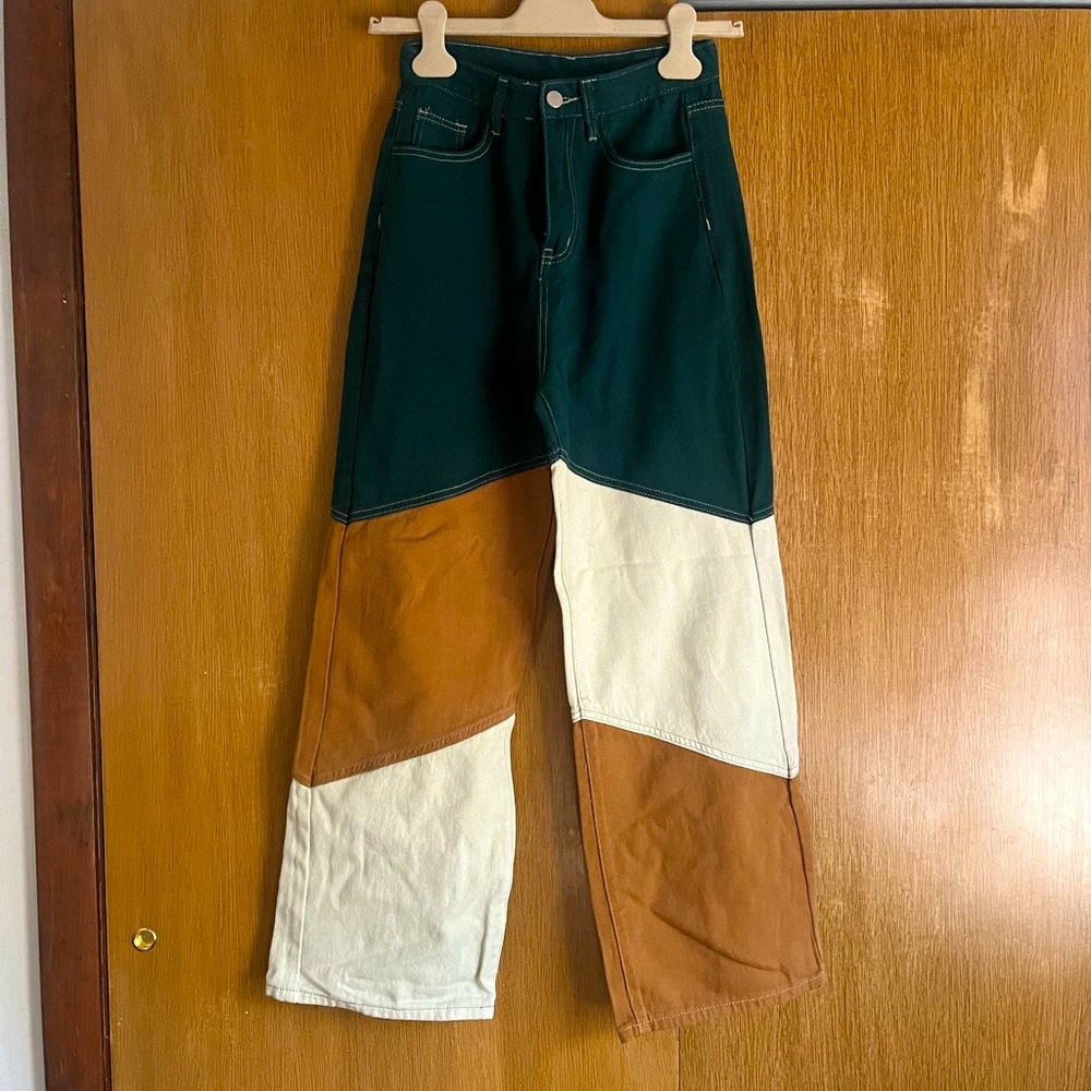 Fall Motif Color-Block Wide Leg Pants